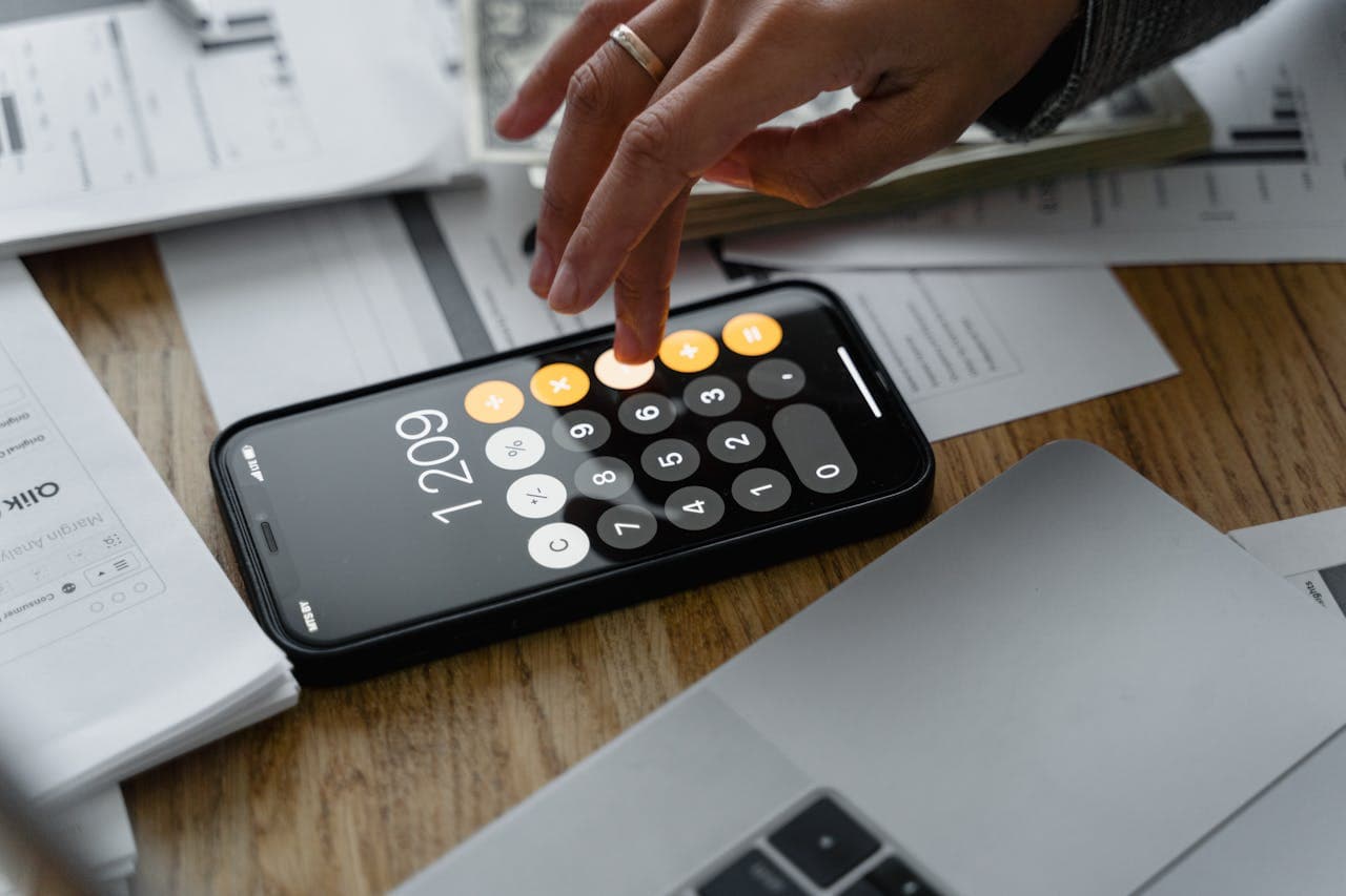 Finance & Banking